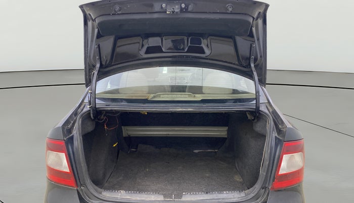 2014 Skoda Rapid ELEGANCE 1.6 MPI MT, Petrol, Manual, 80,416 km, Boot Open Zoomed View