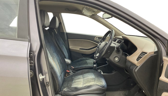 2014 Hyundai Elite i20 SPORTZ 1.2, Petrol, Manual, 43,463 km, Right Side Front Door Cabin