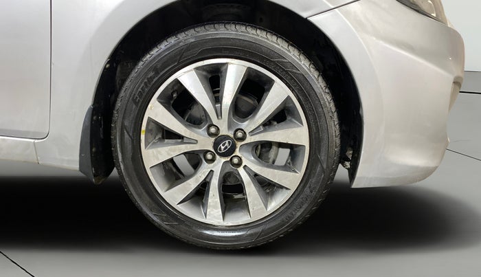 2014 Hyundai Verna FLUIDIC 1.4 VTVT CX, Petrol, Manual, 63,867 km, Right Front Wheel