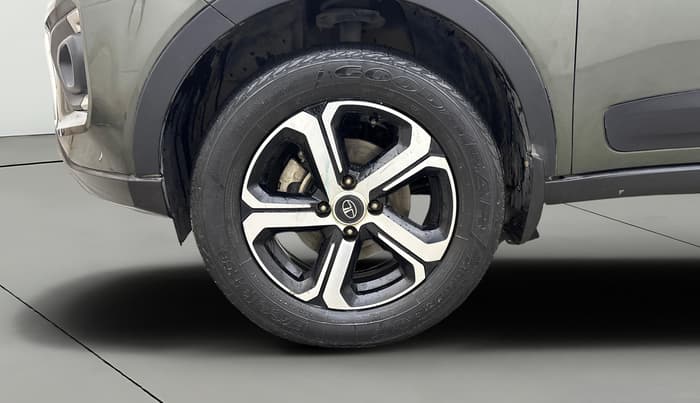 2021 Tata NEXON XZA PLUS DIESEL, Diesel, Automatic, 54,661 km, Left Front Wheel