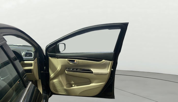 2017 Maruti Ciaz ZDI SHVS, Diesel, Manual, 64,319 km, RHS Front Door