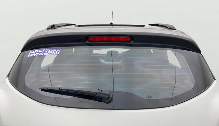 2022 Tata PUNCH CREATIVE AMT 1.2 RTN DUAL TONE, Petrol, Automatic, 10,270 km, Rear Windshield