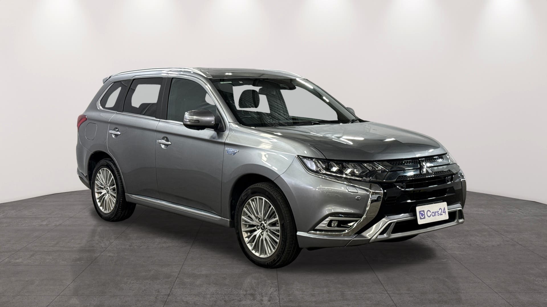 Mitsubishi Outlander image