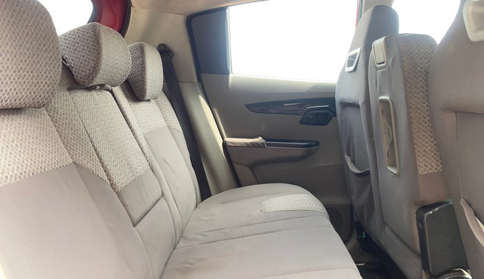 2016 Mahindra Kuv100 K6 PLUS D 6 STR, Diesel, Manual, 85,537 km, Right Side Rear Door Cabin