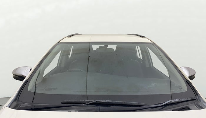 2020 Toyota Innova Crysta 2.4 GX 7 STR, Diesel, Manual, 60,111 km, Front Windshield