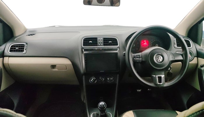 2012 Volkswagen Polo HIGHLINE1.2L, Petrol, Manual, 95,466 km, Dashboard