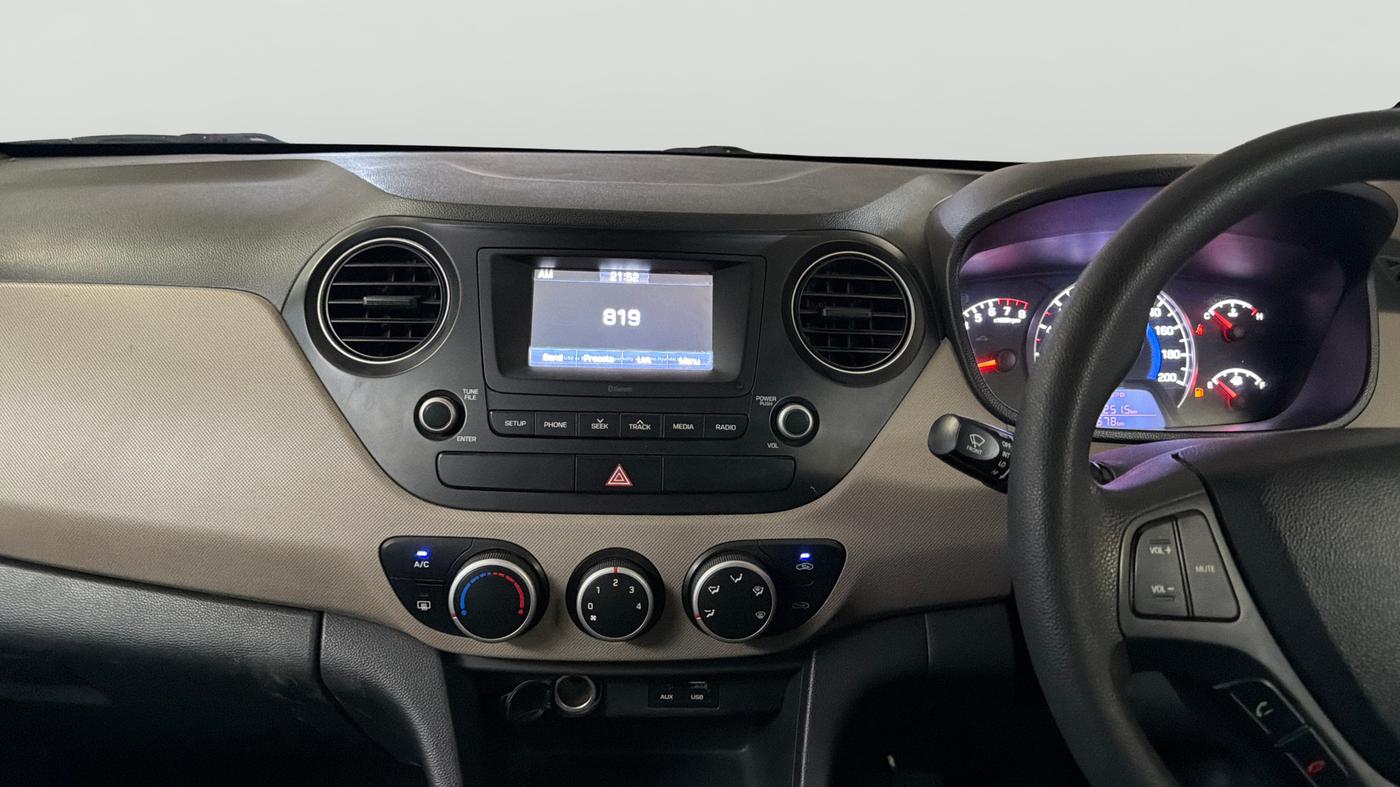 2017 Hyundai Grand i10 SPORTZ 1.2 KAPPA VTVT, Petrol, Manual, 55,669 km, Air Conditioner