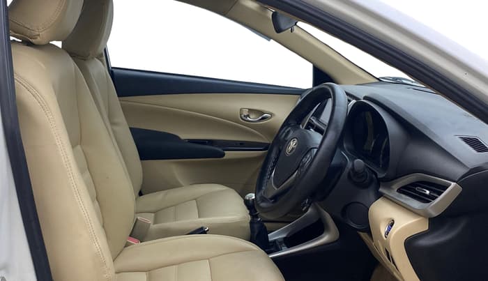 2018 Toyota YARIS VX MT, Petrol, Manual, 1,20,138 km, Right Side Front Door Cabin