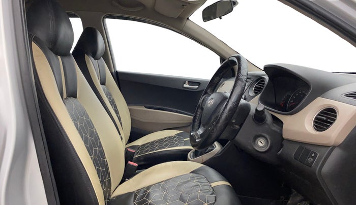 2015 Hyundai Grand i10 SPORTZ 1.2 KAPPA VTVT, Petrol, Manual, 51,607 km, Right Side Front Door Cabin