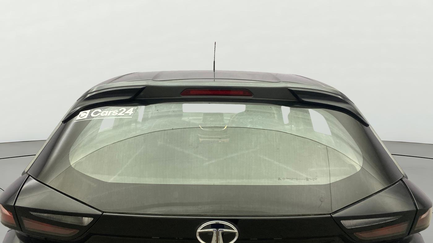 2022 Tata ALTROZ XM PLUS PETROL, Petrol, Manual, 49,469 km, Rear Windshield