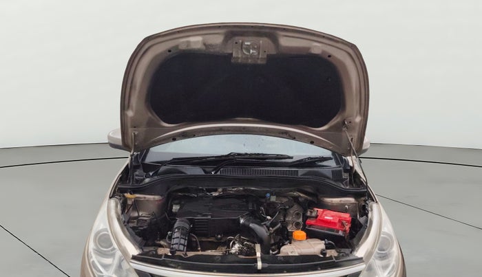 2015 Tata Zest XT PETROL, Petrol, Manual, 63,543 km, Open Bonet