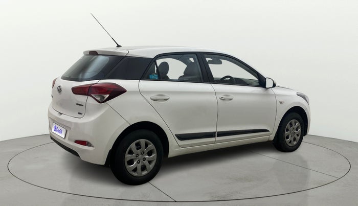 2016 Hyundai Elite i20 MAGNA 1.4 CRDI, Diesel, Manual, 1,12,140 km, Right Back Diagonal