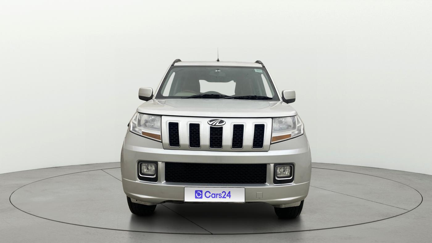 2017 Mahindra TUV300 T8, Diesel, Manual, 31,985 km, Front