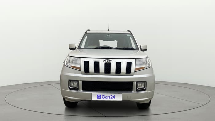 2017 Mahindra TUV300 T8, Diesel, Manual, 31,985 km, Front