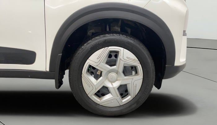 2024 Tata NEXON PURE 1.5 DIESEL, Diesel, Manual, 22,291 km, Right Front Wheel