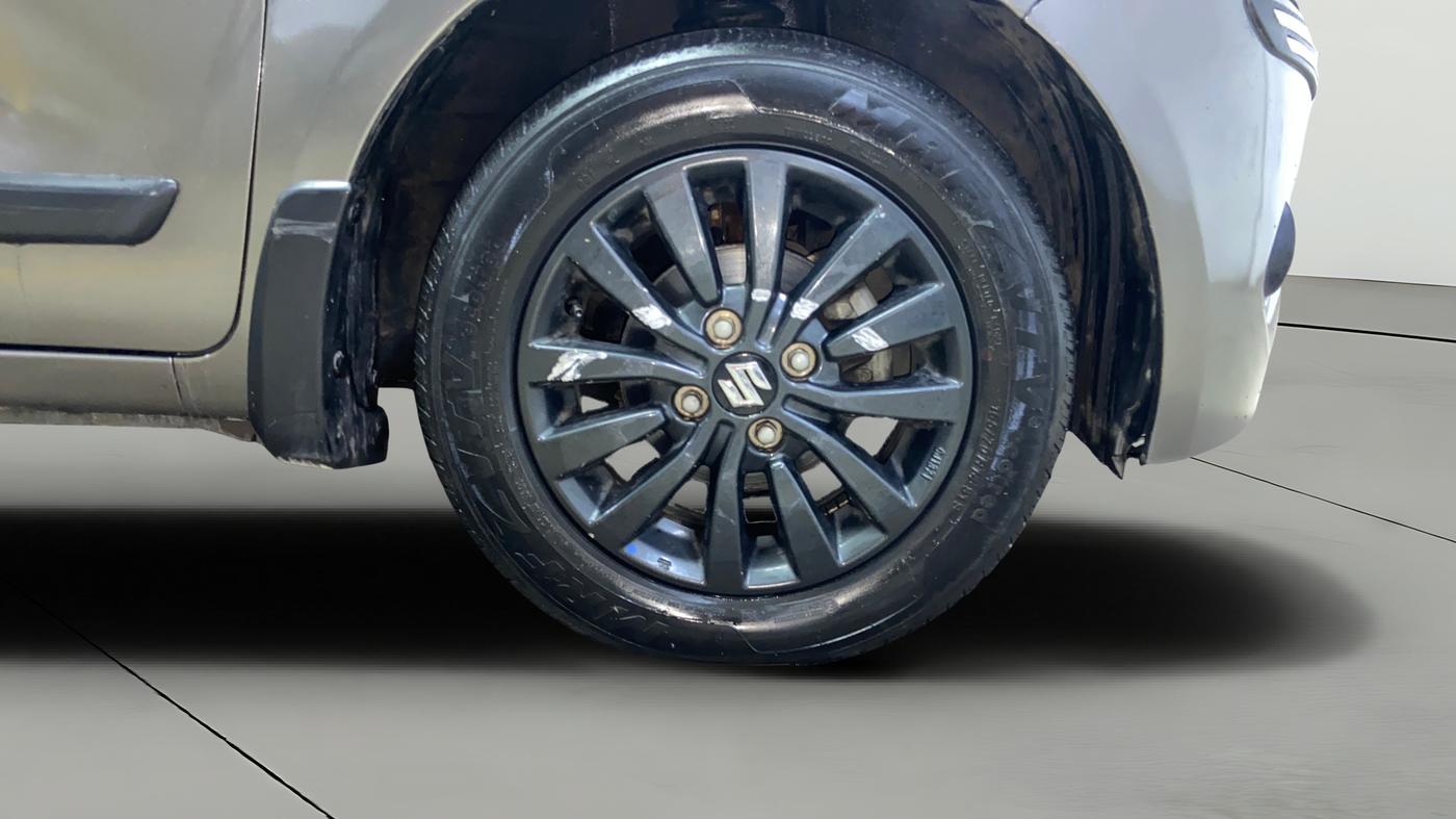 2022 Maruti New Wagon-R ZXI PLUS 1.2, Petrol, Manual, 23,517 km, Right Front Wheel