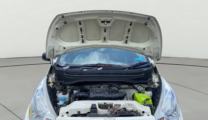 2018 Hyundai Eon ERA +, Petrol, Manual, 16,567 km, Open Bonet
