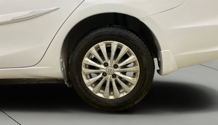 2016 Maruti Ciaz ZDI SHVS, Diesel, Manual, 96,461 km, Left Rear Wheel