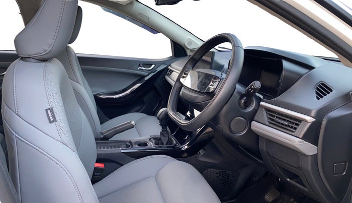 2025 Tata NEXON Fearless Plus (PS) 1.2 iCNG 6MT Dual Tone, CNG, Manual, 8,858 km, Right Side Front Door Cabin