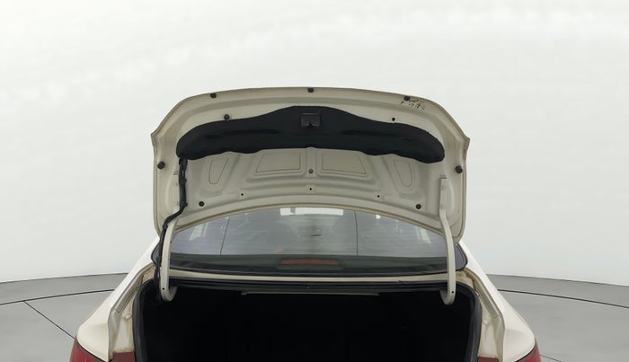 2016 Hyundai Verna 1.6 VTVT SX, Petrol, Manual, 1,13,295 km, Boot Door Open