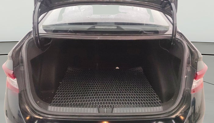 2025 Skoda SLAVIA Sportline 1.0L TSI AT, Petrol, Automatic, 2,384 km, Boot Open Zoomed View