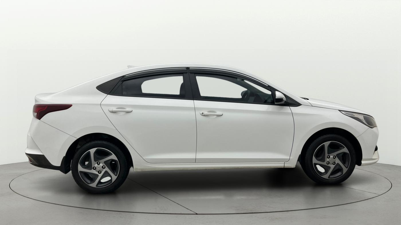 2022 Hyundai Verna S PLUS 1.5 VTVT, Petrol, Manual, 44,894 km, Right Side View
