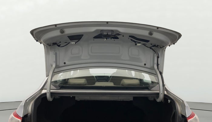 2019 Hyundai Xcent SX 1.2, Petrol, Manual, 50,276 km, Boot Door Open