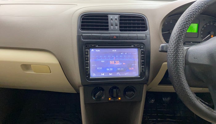 2013 Skoda Rapid 1.6 MPI ACTIVE, Petrol, Manual, 44,325 km, Air Conditioner