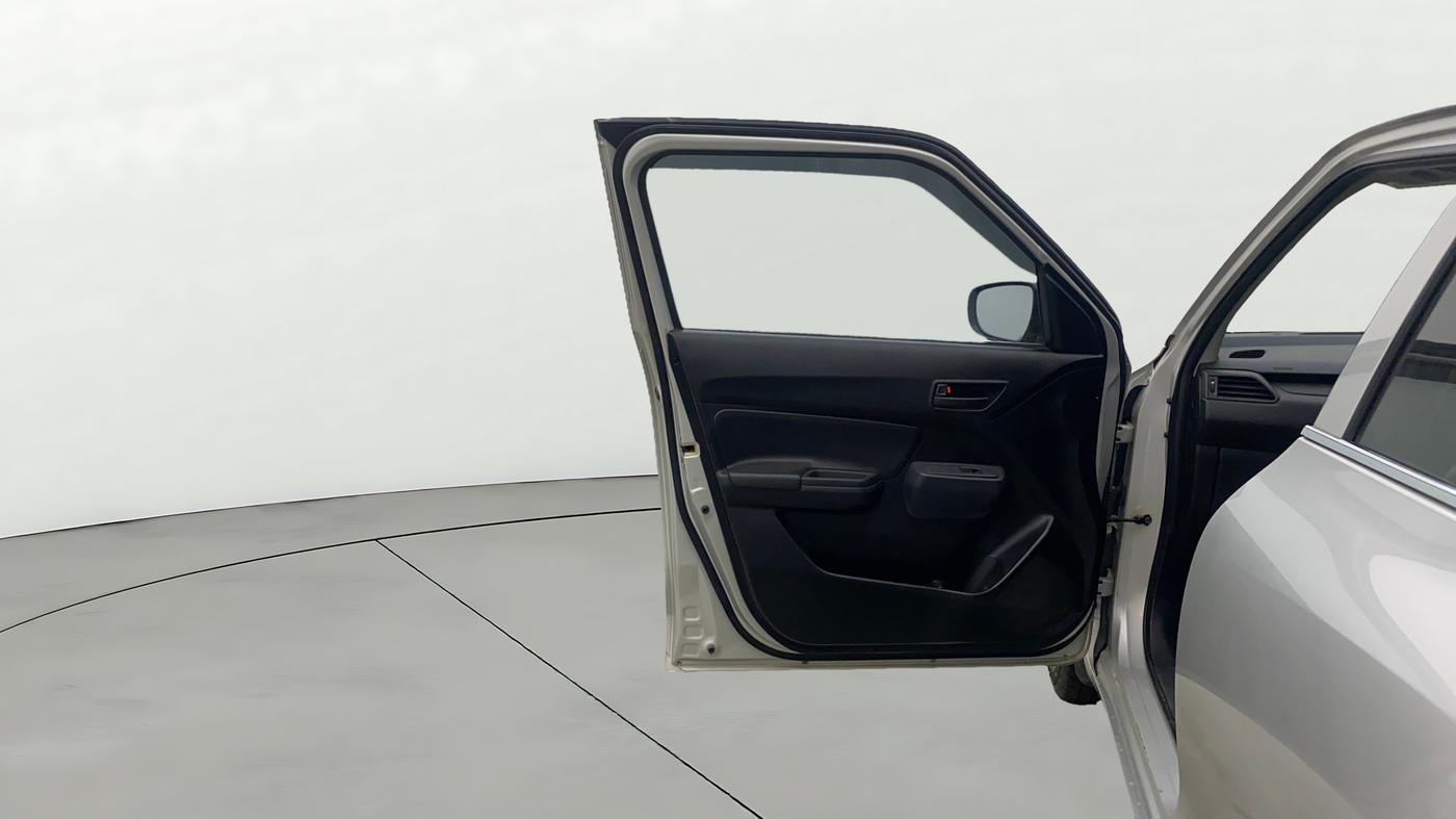 2022 Maruti Swift LXI, Petrol, Manual, 1,09,328 km, LHS Front Door