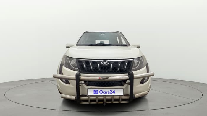 2016 Mahindra XUV500 W6, Diesel, Manual, 91,903 km, Front