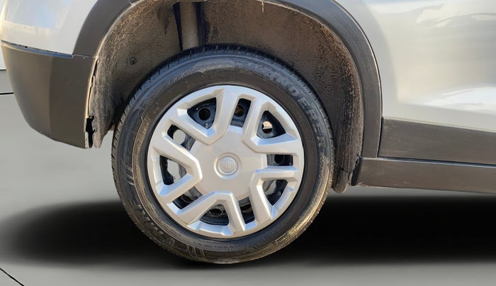 2020 Maruti Vitara Brezza VXI, Petrol, Manual, 55,333 km, Right Rear Wheel