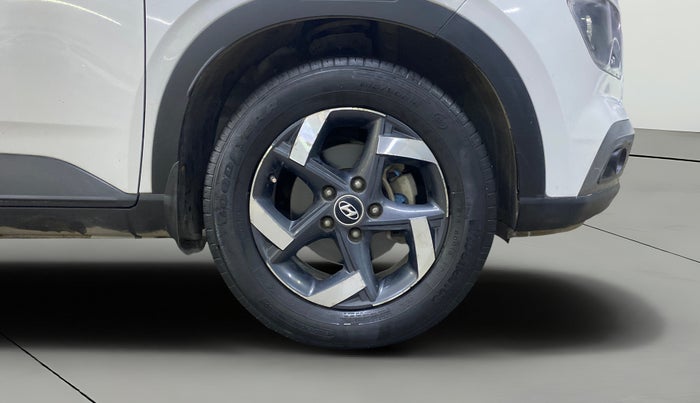 2020 Hyundai VENUE SX 1.5 CRDI, Diesel, Manual, 91,838 km, Right Front Wheel