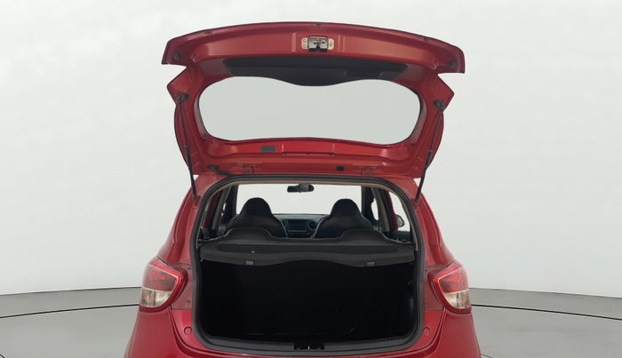 2018 Hyundai Grand i10 SPORTZ AT 1.2 KAPPA VTVT, Petrol, Automatic, 69,982 km, Boot Door Open