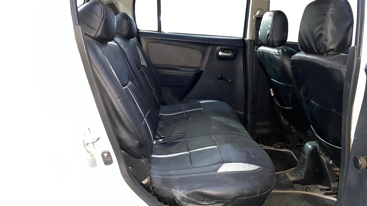 2013 Maruti Wagon R 1.0 LXI, Petrol, Manual, 73,442 km, Right Side Rear Door Cabin