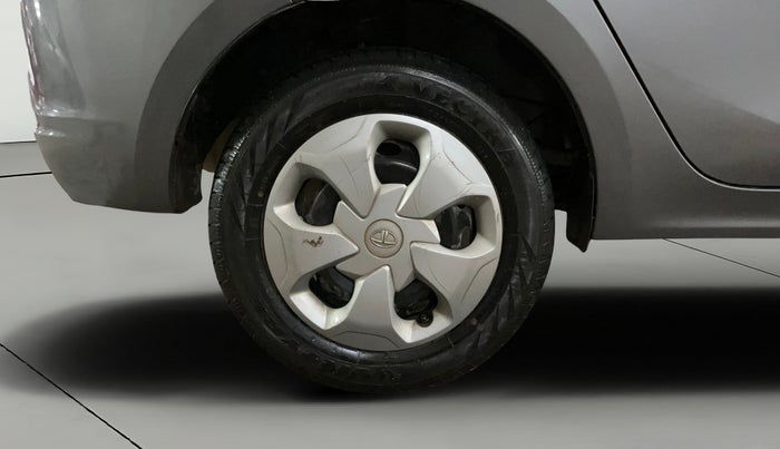 2020 Tata TIGOR XZ PETROL, Petrol, Manual, 58,191 km, Right Rear Wheel