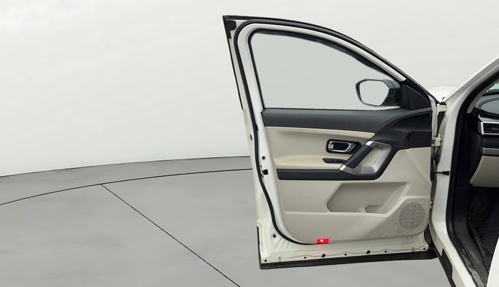 2021 Tata Safari XZA PLUS, Diesel, Automatic, 71,206 km, LHS Front Door