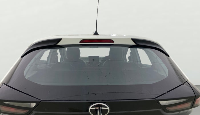 2025 Tata ALTROZ XM PETROL, Petrol, Manual, 2,641 km, Rear Windshield