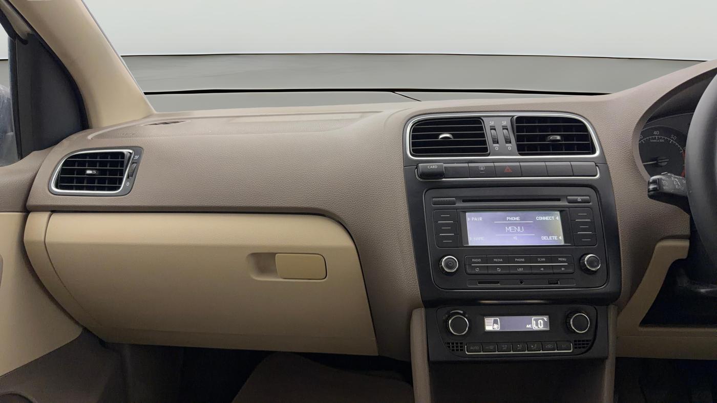 2015 Skoda Rapid 1.6 MPI ELEGANCE PLUS AT, Petrol, Automatic, 74,992 km, Air Conditioner