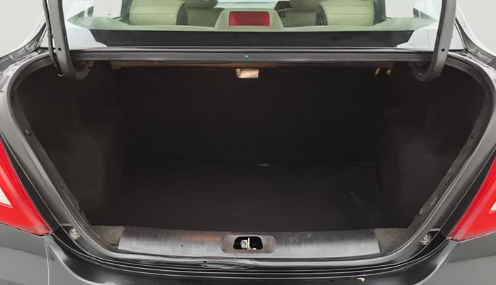 2015 Maruti Swift Dzire ZDI, Diesel, Manual, 86,638 km, Boot Open Zoomed View