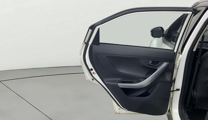 2020 Tata NEXON XM SUNROOF PETROL, Petrol, Manual, 30,077 km, LHS Rear Door