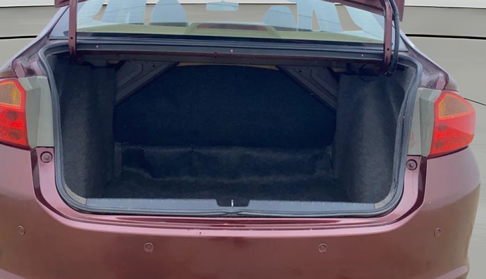 2015 Honda City 1.5L I-DTEC V, Diesel, Manual, 1,06,188 km, Boot Open Zoomed View