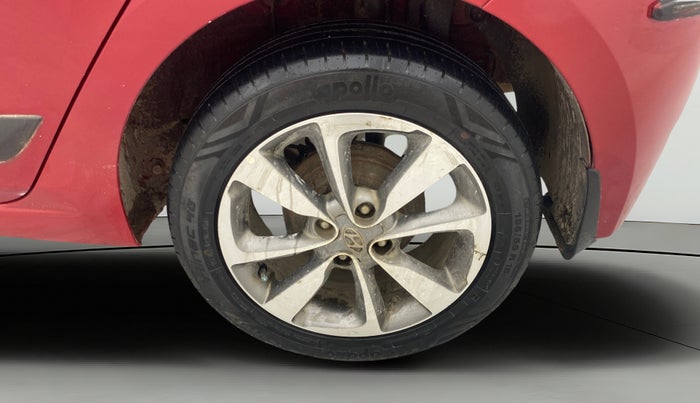 2015 Hyundai Elite i20 SPORTZ 1.4 (O) CRDI, Diesel, Manual, 71,812 km, Left Rear Wheel