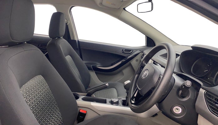 2018 Tata NEXON XM PETROL, Petrol, Manual, 72,439 km, Right Side Front Door Cabin