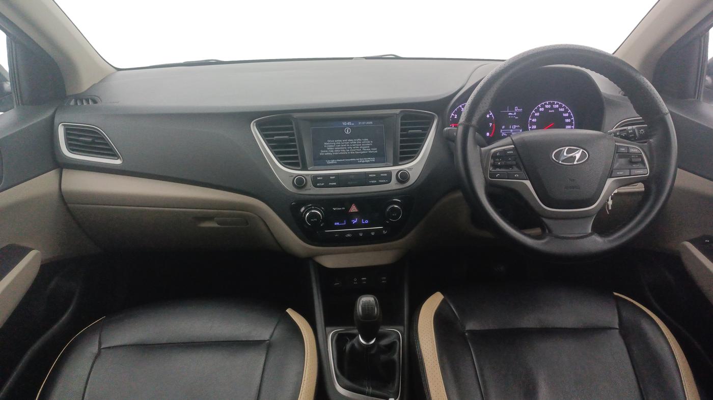 2018 Hyundai Verna 1.6 VTVT SX, Petrol, Manual, 70,377 km, Dashboard