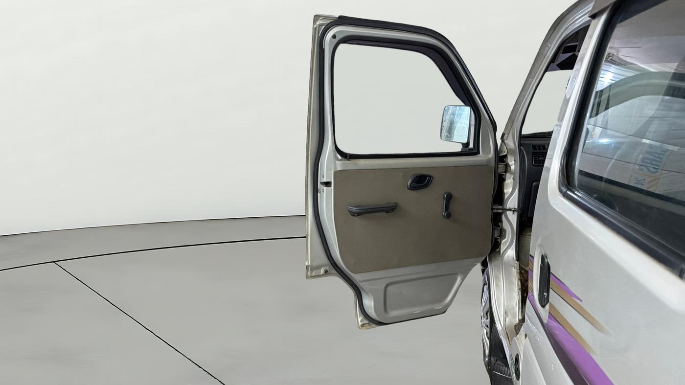 2016 Maruti Eeco 5 STR WITH A/C+HTR CNG, CNG, Manual, 47,578 km, LHS Front Door