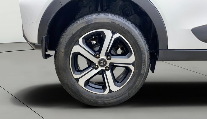 2022 Tata NEXON XZA PLUS DIESEL, Diesel, Automatic, 33,586 km, Right Rear Wheel