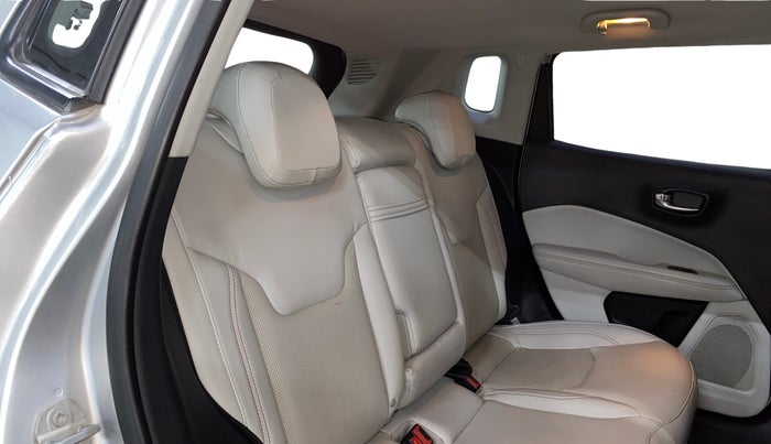 2018 Jeep Compass LIMITED 2.0 DIESEL, Diesel, Manual, 99,002 km, Right Side Rear Door Cabin