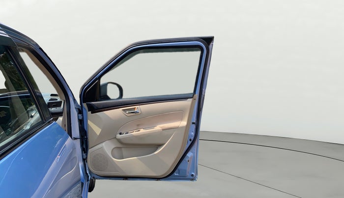 2016 Maruti Swift Dzire VXI, Petrol, Manual, 49,000 km, RHS Front Door