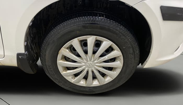 2015 Maruti Swift Dzire VXI, Petrol, Manual, 42,990 km, Right Front Wheel