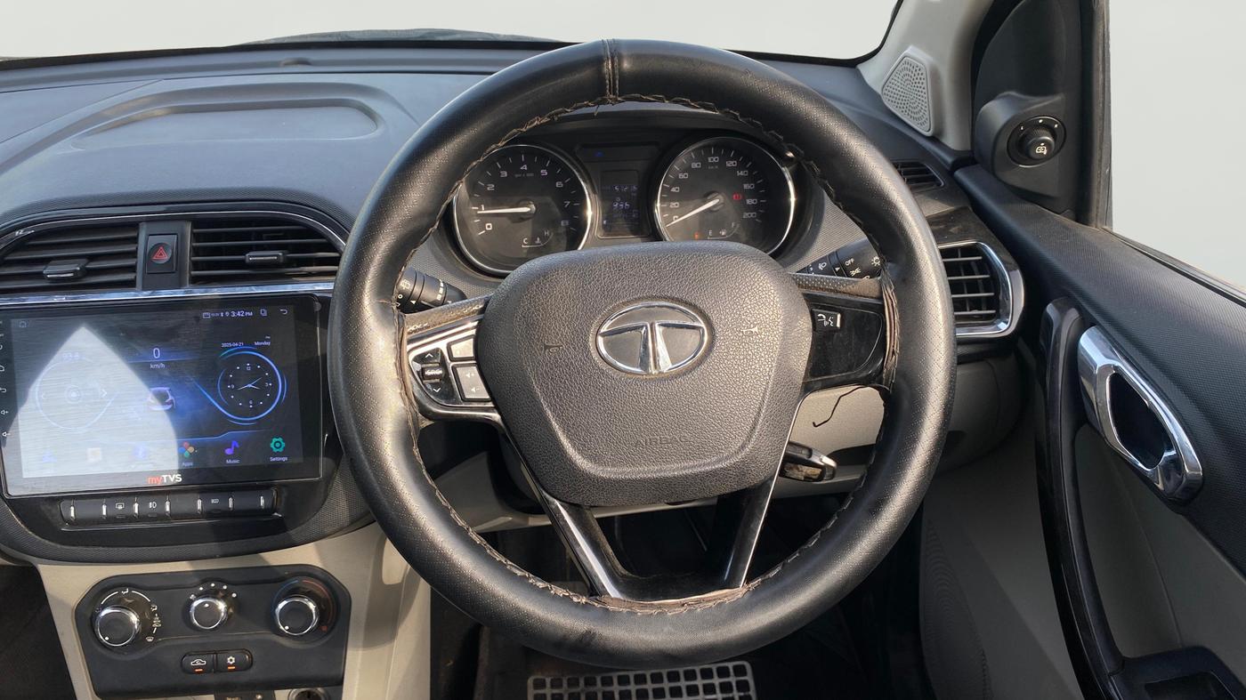 2018 Tata Tiago XZ PETROL, Petrol, Manual, 57,417 km, Steering Wheel Close Up